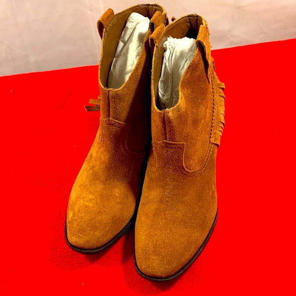 Western suede bottles with Fringe by Guess - Picture 1 of 5